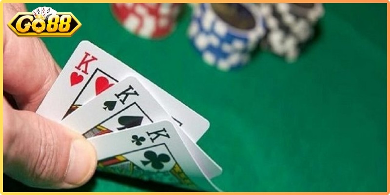 Sắp xếp bài hợp lý và chọn thời điểm tấn công phù hợp là yếu tố quan trọng 